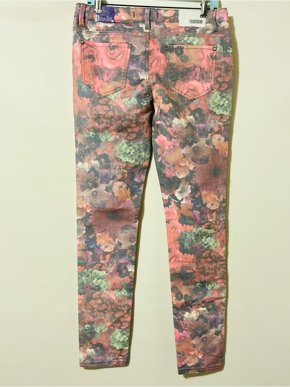 Karma Blue Women’s Size 13 Pink Multicolor Floral Stretch Jeans NWT - Picture 9 of 16